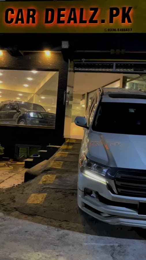 Car Dealz Pk gallery 2