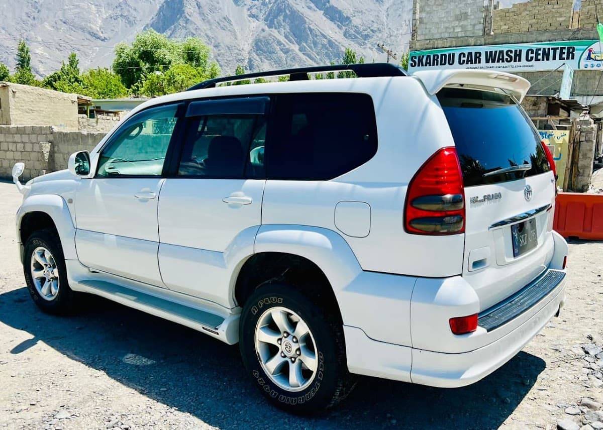 Hashmi rent a car services skardu gallery 3