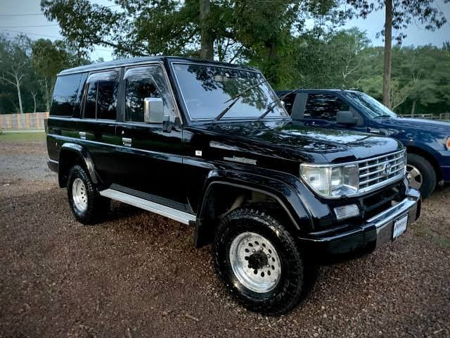 Geesha Tourist Car Rent (Rs.8000) gallery 3