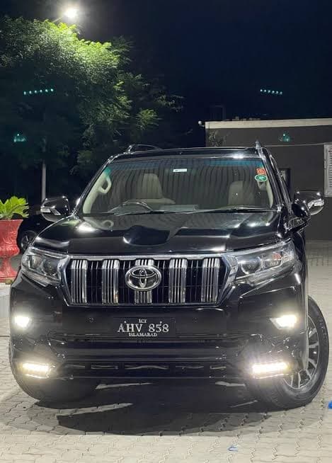 Al-Shahbaz Rent A Car Multan gallery 3