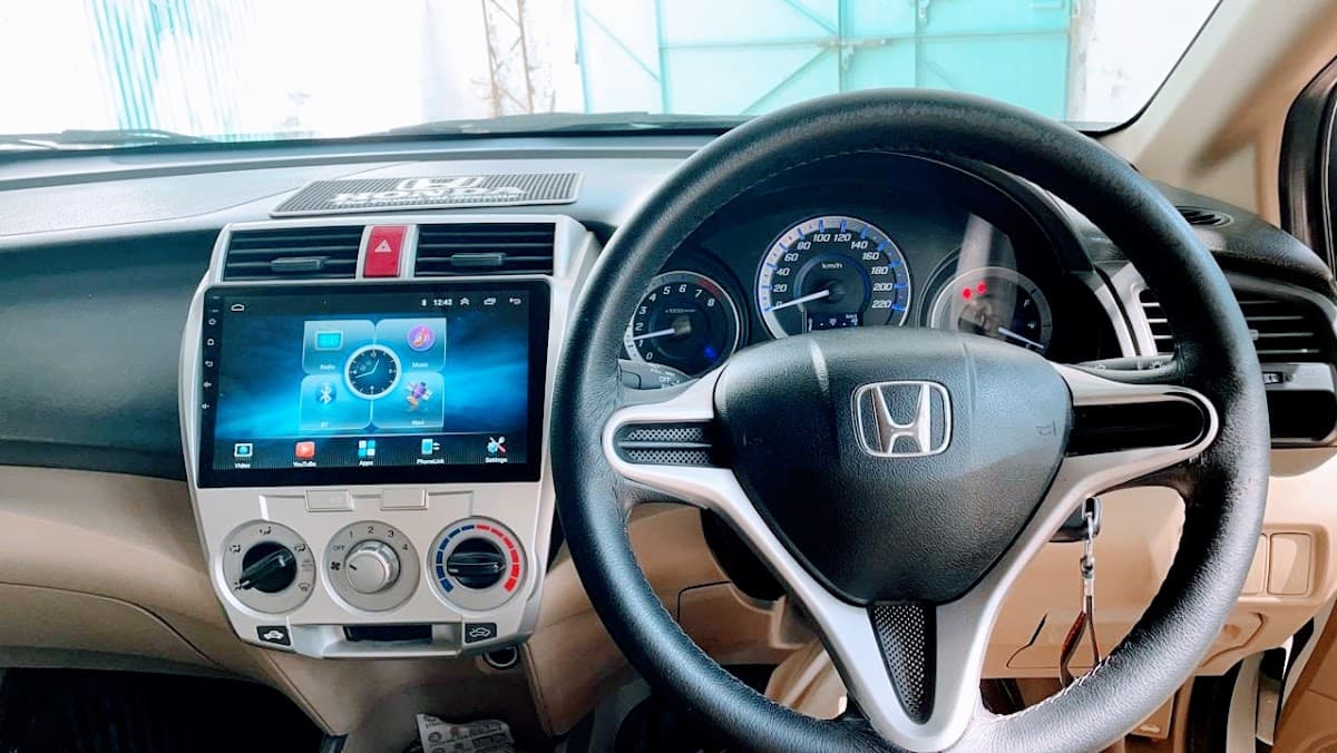 Shahid Malik Rent A Car