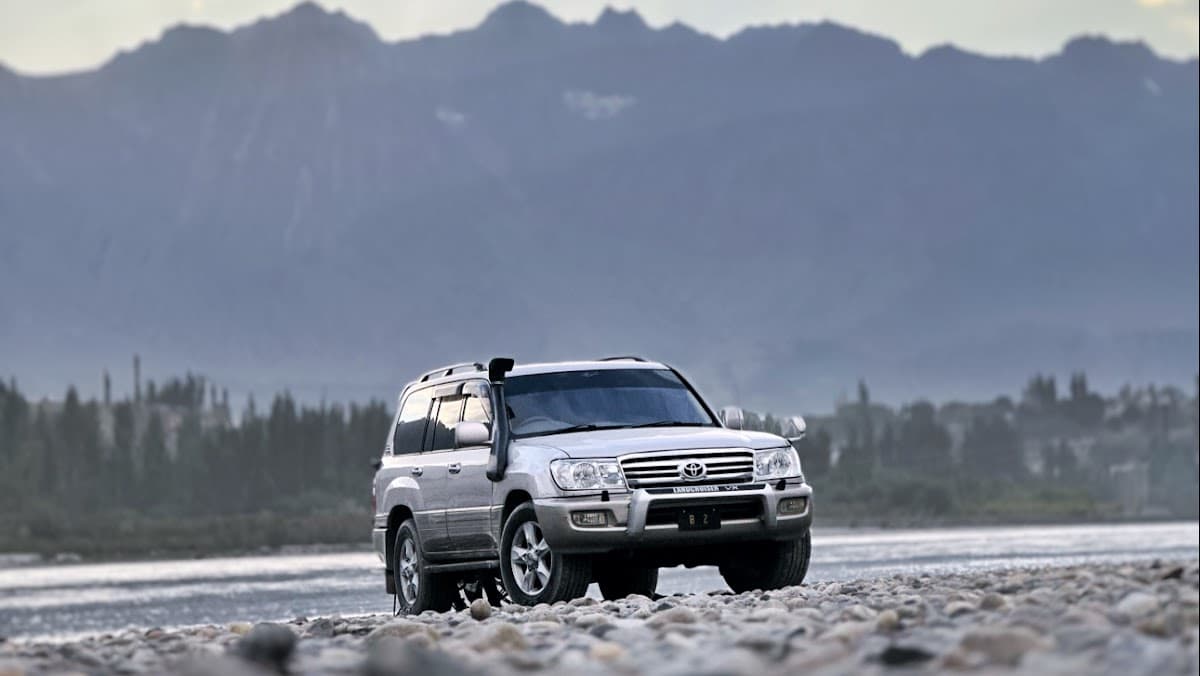 Shumaal-rent a car skardu