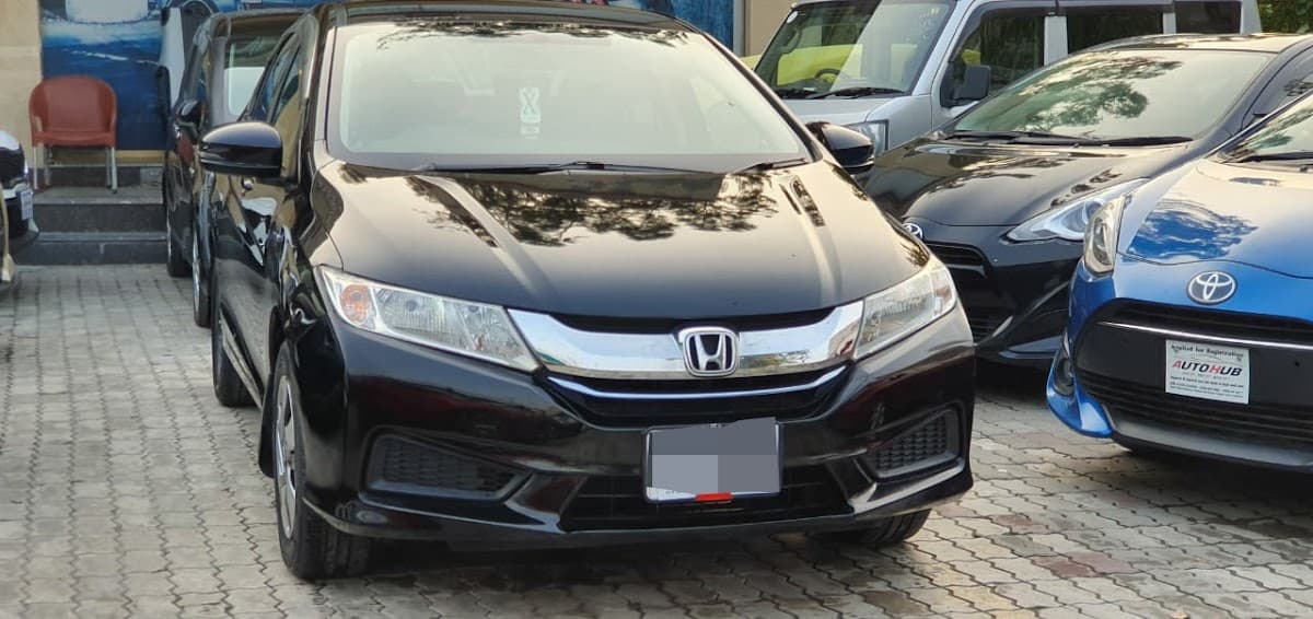 ARHAAB HASSAN RENT A CAR gallery 3