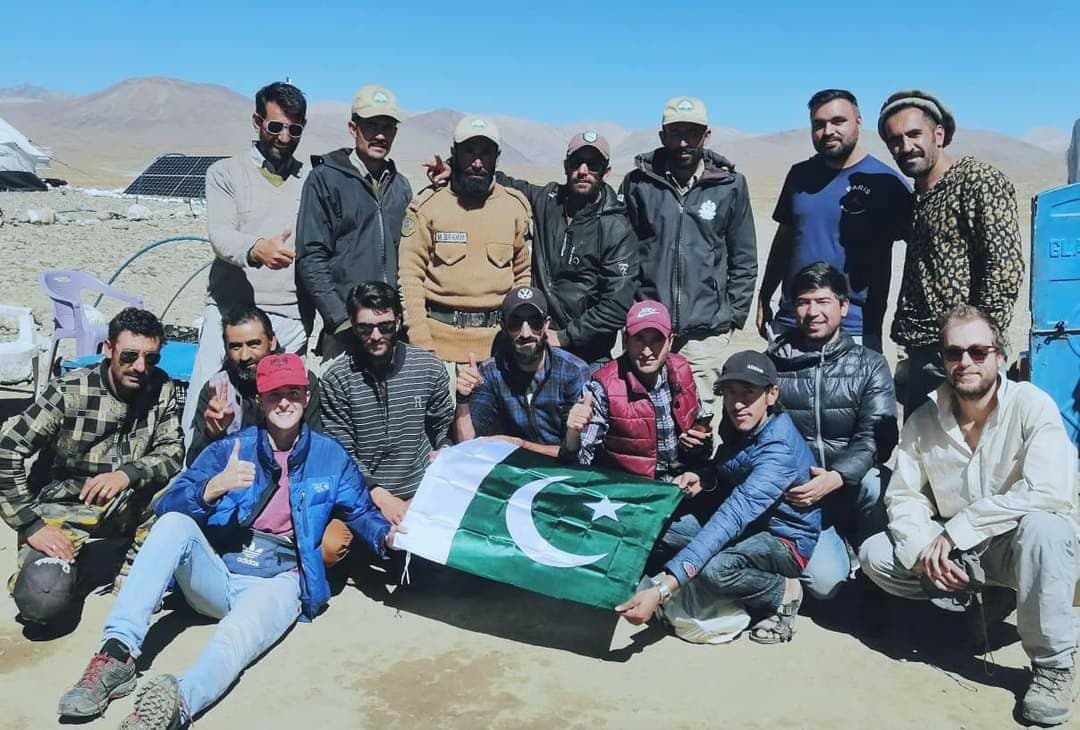 Skardu rent a car and tours