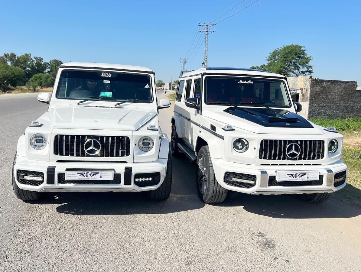 Black Tie Luxury Rent A car gallery 5