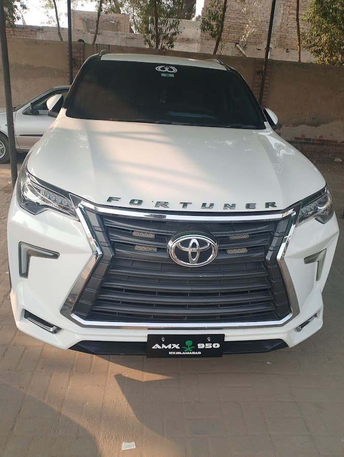 Chandia Car Rentals Bhawalpur gallery 2