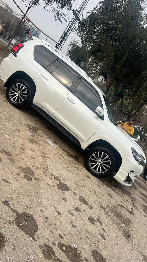 Sakhi Rent a Car , Travel & tours gallery 3