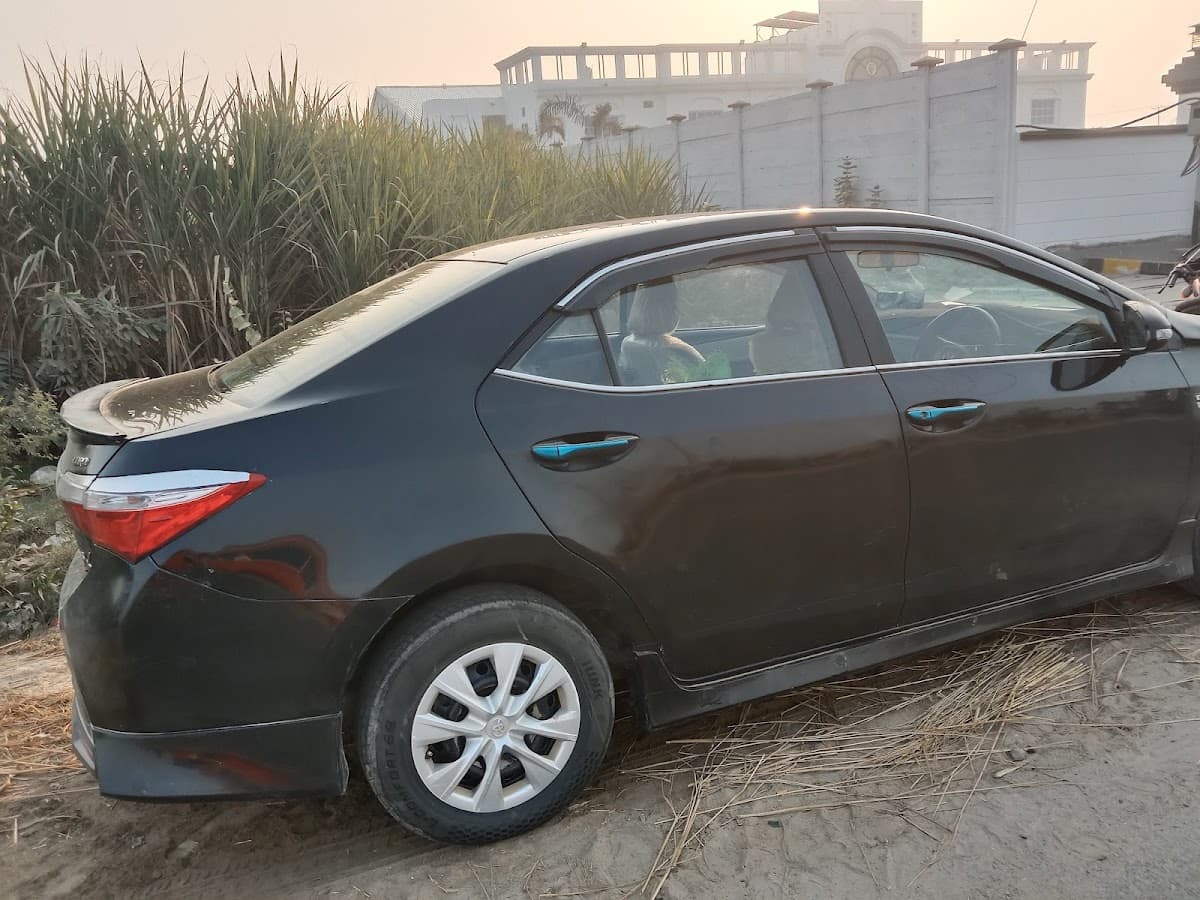 Rao Shahzad rant a car gallery 3